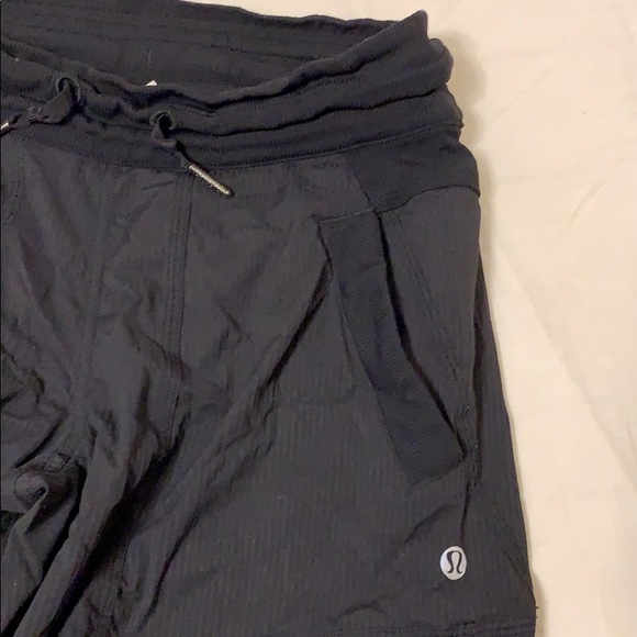 Lululemon black studio crop pants - Picture 3 of 9